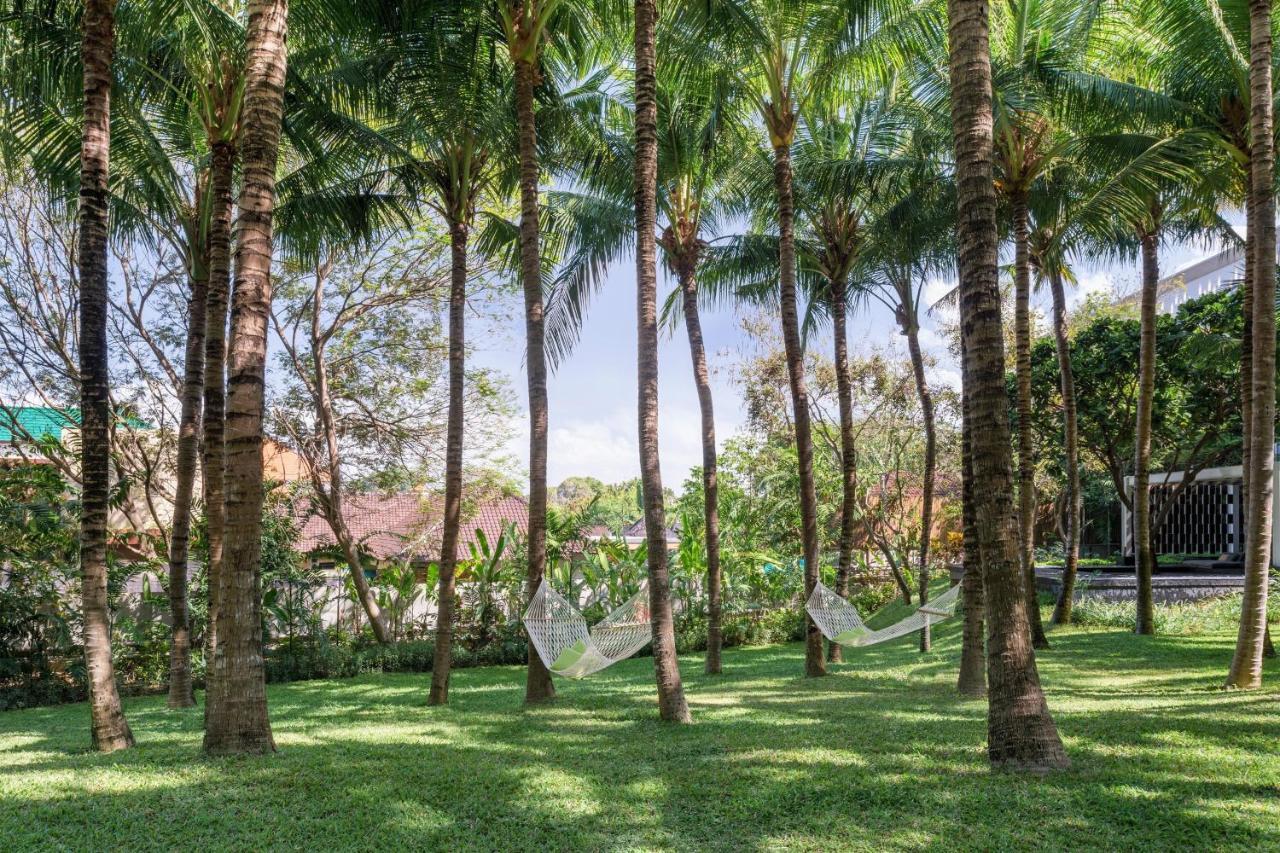 فندق دابليو بالي - سمينياك المظهر الخارجي الصورة Hammock in the garden