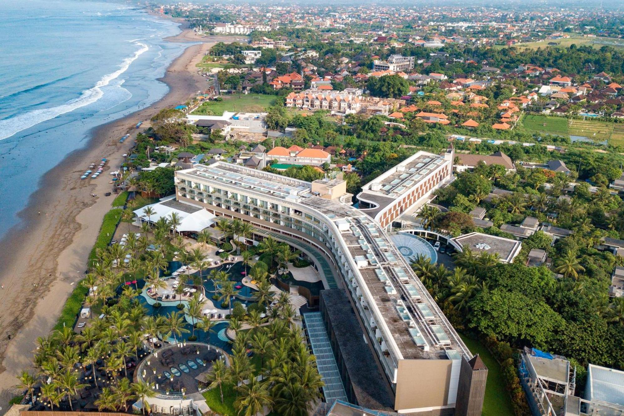فندق دابليو بالي - سمينياك المظهر الخارجي الصورة Aerial view of the hotel