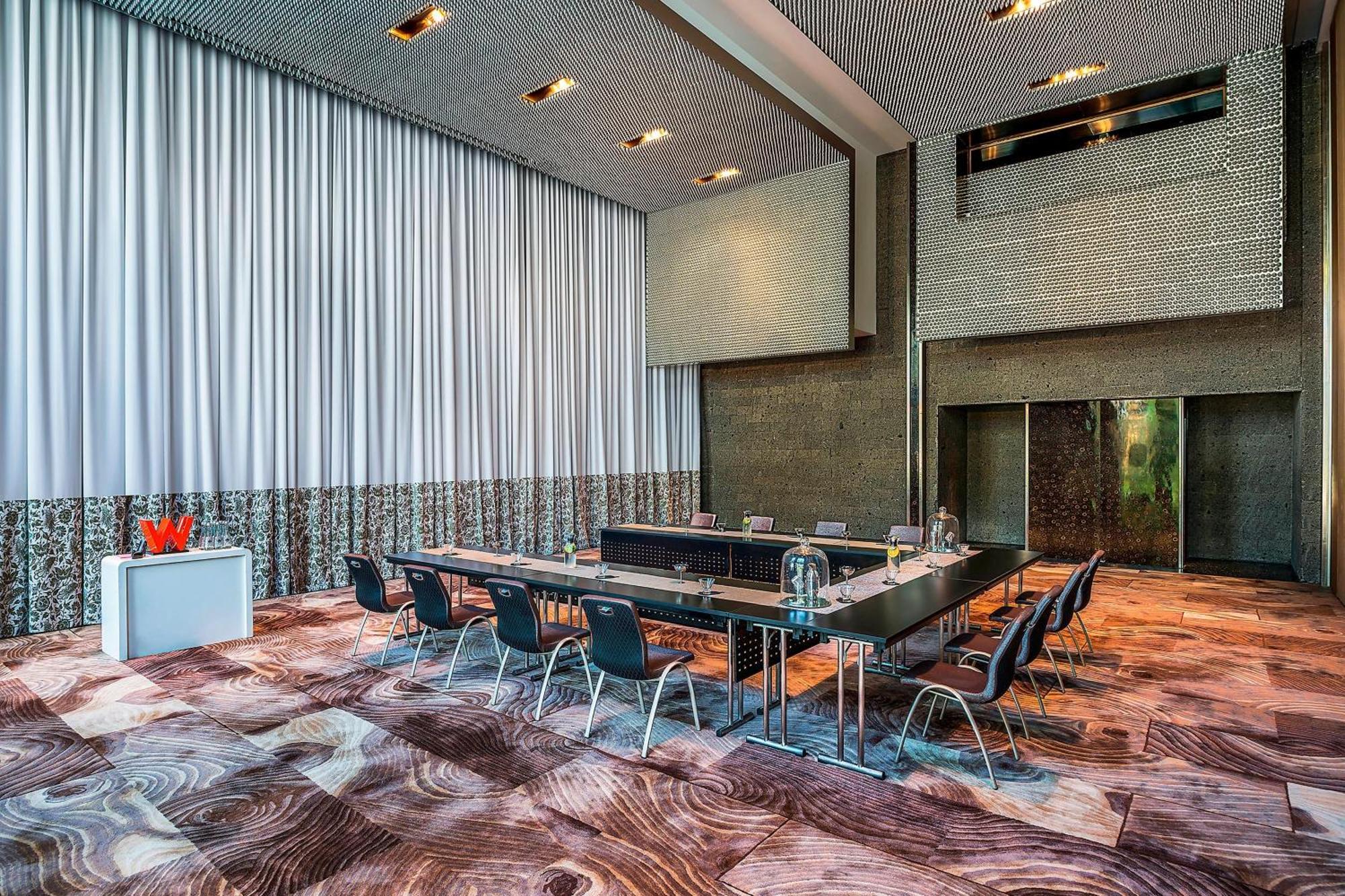 فندق دابليو بالي - سمينياك المظهر الخارجي الصورة The interior of the conference centre