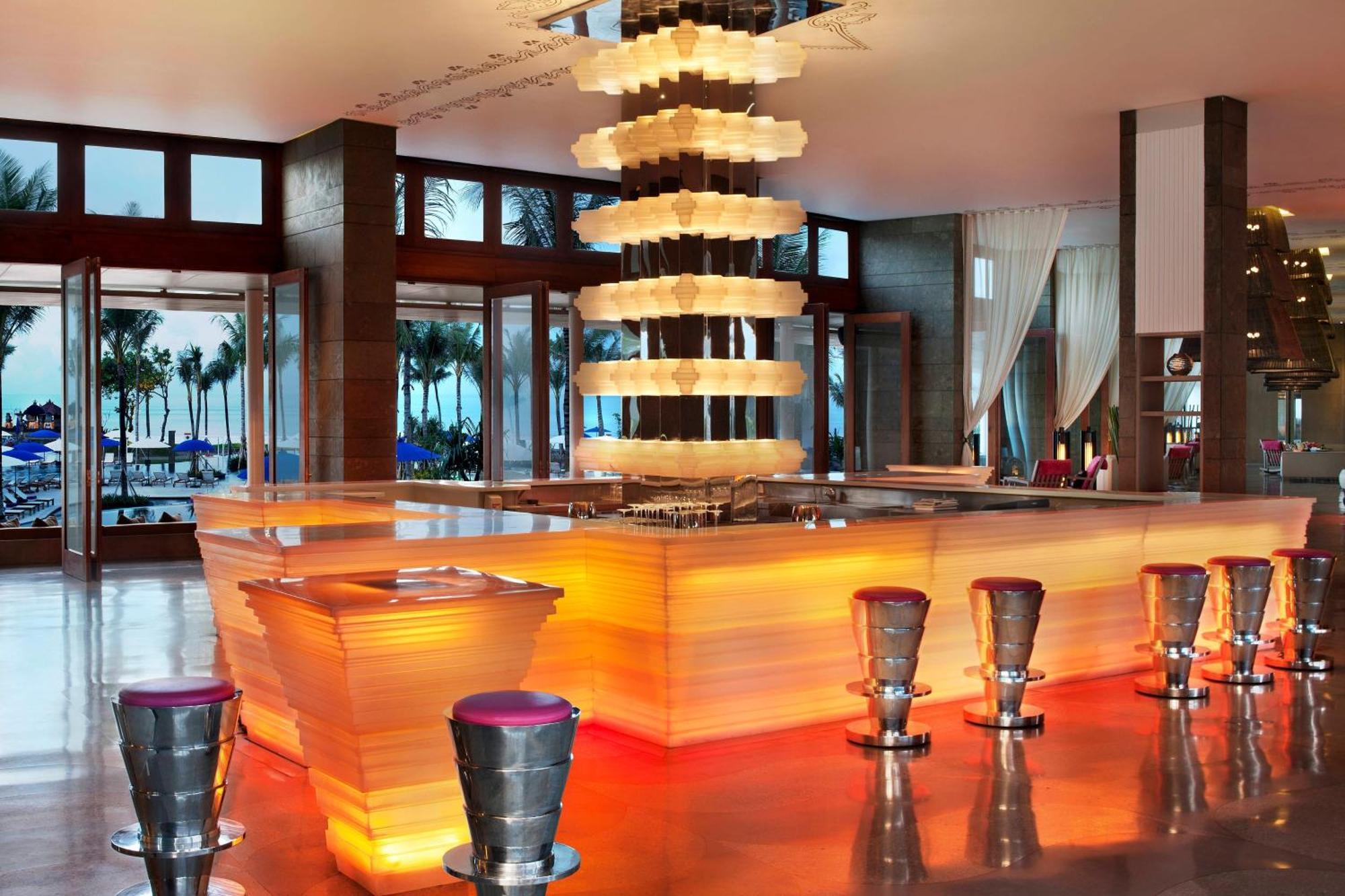 فندق دابليو بالي - سمينياك المظهر الخارجي الصورة The bar at the W South Beach
